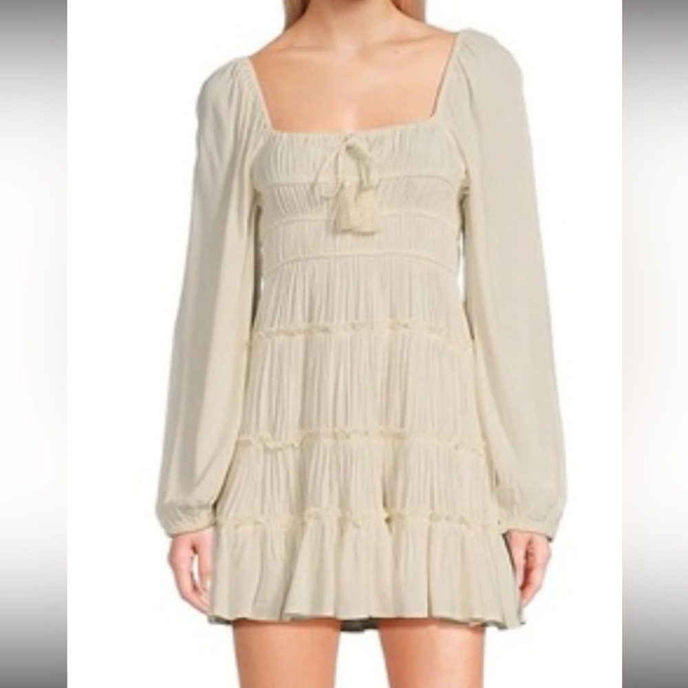 Chelsea & Violet Cream Long Sleeve Dress